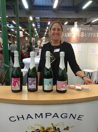 Votre mariage est un jour exceptionnel que vous allez vivre une seule fois dans votre vie. Le Champagne Damien Buffet Etait Au Salon Du Mariage De Maubeuge Achat Champagne Direct Producteur Et Visites De Cave Et Vignes Guidees Chez Champagne Damien Buffet A Sacy Route Touristique Du Champagne