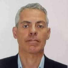 Lisandro Hernández-Cerró (@hercelisandro)