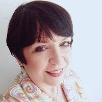 A list of who Richard Ian Tracy is following