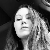 Crystal Roe's Instagram, Twitter & Facebook