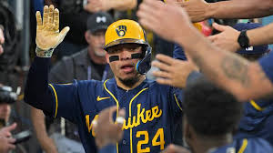 William Contreras lights a fire under Milwaukee with this World Series rally call