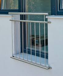 Franzosischer Balkon Aus Edelstahl Franzosische Balkone Diy Jalousien Franzosische Fenster