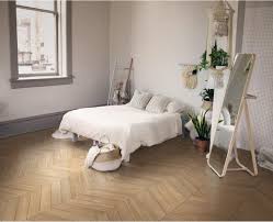 Carrelage Sol Et Mur Forte Effet Bois Naturel Chevron L 11 X L 54 Cm Leroy Merlin En 2020 Carrelage Interieur Carrelage Sol Sol Et Mur