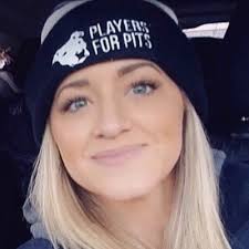 Harry Caray's CEO Grant DePorter by A Very Important Podcast by The Heckler