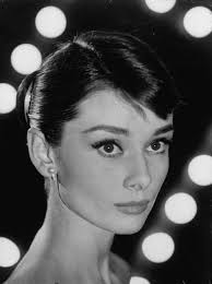 Odri Hepbern: lengte, gewig, die legendariese aktrise. Parameters vind Odri  Hepbern