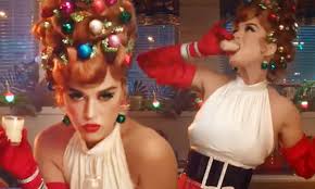 Aside from the requisite candy canes and fun stocking stuffers, i always know there will be an orange (usually a clementine) resting in the toe of my stocking. Katy Perry Gets Into The Holiday Spirit With A New Music Video For Last Year S Jingle Daily Mail Online