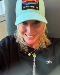 Well, we did it! Six rounds of chemo—done! Today, I rang the bell, marking  the end of this chapter. What a journey it has been. There truly are no  words to express