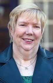 Vickie Oakley's Instagram, Twitter & Facebook