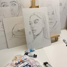 Sketch By Humid Peach Humid Peach Is The Name Of The Artist Whose Real Name Is Ksenia Kondyleva Continue Reading And For M Art Painting Art Drawings Drawings