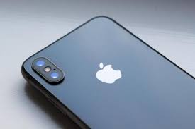 Iphone 11 Rumors Largest Iphone Ever Cheaper Model In The Works Iphone Iphone Models New Iphone