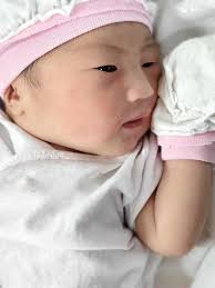 Birth announcement of Mirabella May Roloff