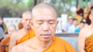 Đồng Nai: Thiền viện Phước Sơn khai khóa tu Đầu đà tại nghĩa trang Đồi Lá  Giang