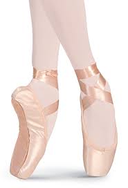 etudes pointe shoe sansha