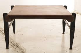 Our collection of table bases are crafted from cast iron, metal, wood, wrought iron, steel, brass, lucite and glass. Vintage Coffee Table In Walnut With Varnished Legs Metal Parts 1960s For Sale At Pamono