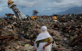 Gempa bumi hari ini inilah daerah rawan gempa bumi di indonesia potensi ancaman bencana penduduk indonesia hidup bersama gempa mana pulau yang teraman peta zonasi ancaman bencana gempabumi di indonesia geospasial bnpb potensi gempa di indonesia geologi geodesi meteo oceano tahun 2018 memanglah tahun dengan banyak gempa dan ini adalah. Penjelasan Kenapa Indonesia Sering Dilanda Gempa Bumi Tsunami Indonesia Survival Blog Belajar Bertahan Hidup Di Alam Bebas