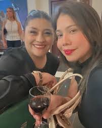 El Ranking de Marcas de Bolivian Business destacó a la Red Uno de Bolivia  como el mejor canal de la televisión. Que alegría formar parte de esta  familia 🧡