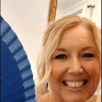 200+ ملفًا شخصيًا يحتوي على “Etta”