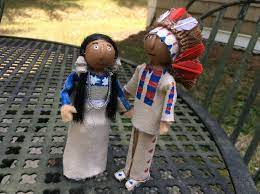 Miniature Lakota Sioux Indian Figure Clothespin Peg Doll With Etsy Clothes Pins Peg Dolls Sioux Indian