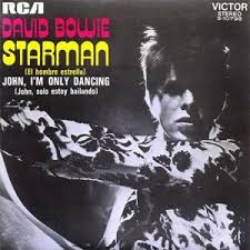 En réalité cela va peut être te surprendre mais le ciel n'est pas bleu, il est… noir ! Musique De La Pub Parfum Bleu De Chanel 2018 Starman De David Bowie 7zic