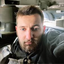 Has anyone tried luring the hive lord to the edge of the map and using the  380 to kill it once you're marked as a traitor?