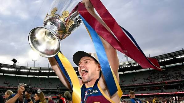 Brisbane Lions confirm Lachie Neale will avoid surgery on foot injury despite hearing 'pop' during grand final - ABC News