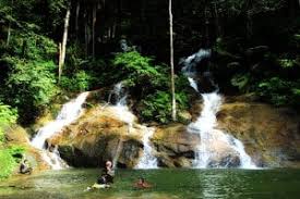 Saya ingin berkongsi beberapa lokasi tempat bermandi manda di selangor yang pernah saya kunjungi bersama keluarga. Air Terjun Di Selangor Sekitar Kl 8 Yang Best