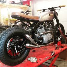 This motorcycle gets 45.2 miles per gallon, and its top speed is 108.7 mph. 1981 Yamaha Virago Xv750 Number 8 Wire Moto