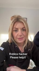 Anyone had this happen with roblox advice need! #fyp #roblox #robloxfyp  #scammer