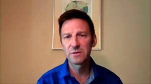 Salman Rushdie's attack: Witness discusses the moment