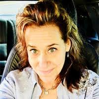 Danielle Hylton's Instagram, Twitter & Facebook