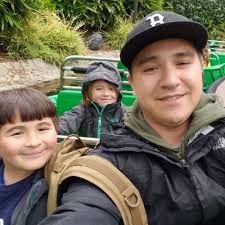 Keith Goodsell's Instagram, Twitter & Facebook