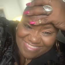 Tena Bryant's Instagram, Twitter & Facebook