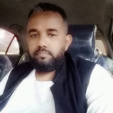 للبيع لاعلي سوم تويوتا ياريس موديل 2008 جير عادي حالة السياره مشاءالله جير  مكينه شاظ بحالة الوكاله رش تجميل في الصدام الامامي المكيف عاوز يزيد الشحن  التبريد فحص واستماره جديد والسيارة من