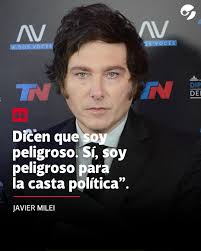 Javier Milei citó a San Martín: "Decía San Martín: una persona sola  gritando hace mas ruido que 100 mil callados". Minuto a minuto del debate  ➡️ https://clar.in/3AyX5nn