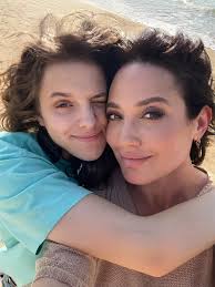 Всем Привет, я год в Израиле . Переехала одна и я очень скучаю по своей  работе. Немного обо мне.  https://www.instagram.com/natali_elk?igsh=MWx5NDU2YzJ4NDF1OQ%3D%3D&utm_source=qr  Мне 33 в прошлом я проф. спортсменка(12лет). мастер спорта по спортивной ...