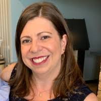 Julia Pomeroy's Instagram, Twitter & Facebook