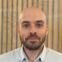 1000+ "Piazza" profiles