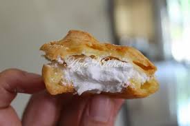 Cream puff sering dimasak dan dihidangkan sebagai pencuci mulut terutamanya selepas main dish. Cream Puff With Fresh Cream Choux Pastry Azie Kitchen