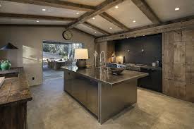La Casa De Ellen Degeneres En Santa Barbara Maisons De People Maison Villa Californienne