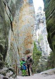 Zeichne deine eigene strecke mit app auf, lade den trail hoch und teile ihn mit der community. Wandern In Der Adersbach Weckelsdorfer Felsenstadt In Tschechien Tapir Blog