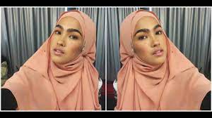 Cara pakai shawal ala elfira loy ;) semoga terjawab segala soalan2 yang ditnya :) selamat mencuba. Tutorial Shawl Terkini Ala Elfira Loy Youtube