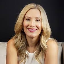 Anna Gou's Instagram, Twitter & Facebook