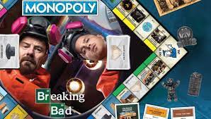 Un professeur de chimie de lycée mourant d'un cancer fait équipe avec un ancien élève pour assurer l'avenir de sa famille en fabriquant et en vendant de la méthamphétamine en cristaux. Breaking Bad Le Monopoly Adapte De La Serie Est Enfin Dispo