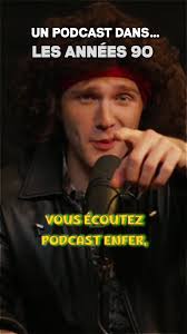 NOUVEL EXTRAIT! Un podcast dans les années 90📺 Les Tout Petits Podcasts  #90s #90skids #sitcom #podcast #radioenfer #viral #fyp