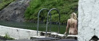 Nude video celebs » Actress » Maika Monroe