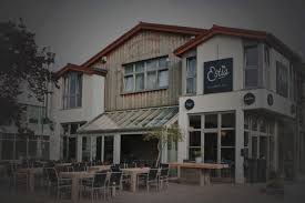 Das haus am rhein liegt im schönen düsseldorfer stadtteil golzheim. Estia Restaurant Neue Kuche Mit Traditionellen Griechischen Wurzeln