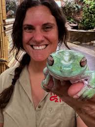 RUNAWAY GATOR 🐊 Darth is known to get out