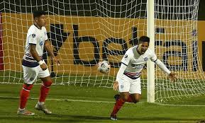 Even though rosario central is the most likely winner of group a, the home team can progress if they beat san lorenzo as rosario central slips up in their game. San Lorenzo Le Gano A Huachipato Y Ayudo Al Canalla A Clasificar