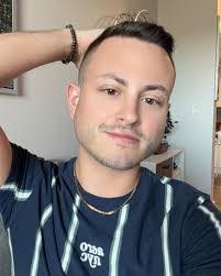 Dylan Leon's Instagram, Twitter & Facebook