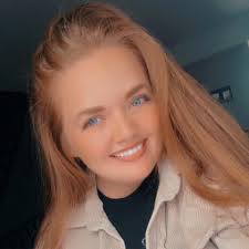 Where can I get a triple layered strawberry cake with strawberry frosting  to feed 12 people in Wichita?